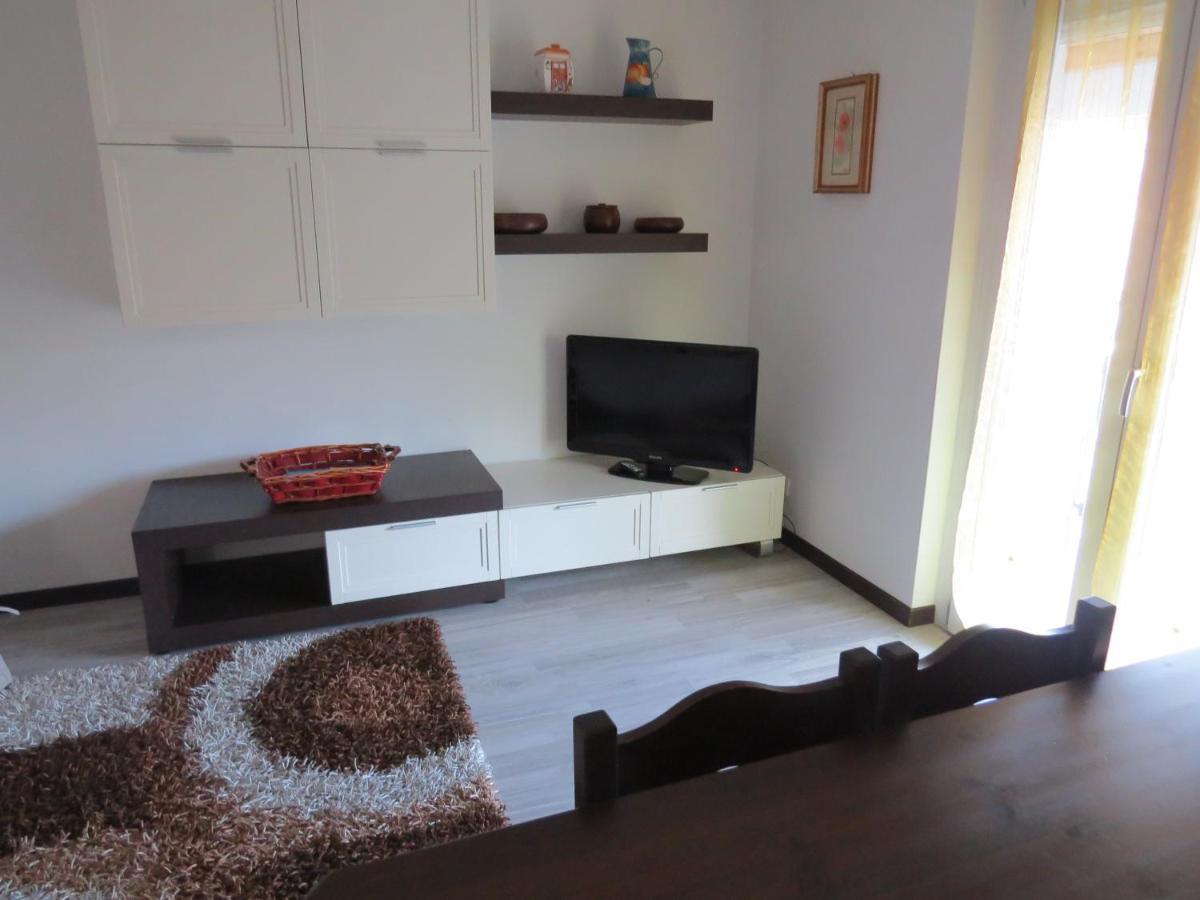 Casa Michela Parking Free Domodossola Apartment ภายนอก รูปภาพ